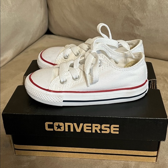 Used converse - Picture 1 of 5